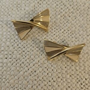 Trafari Vintage Creme And Taupe Ribbon Clip On Earrinngs